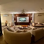 فيلا إيجار في التجمع الخامس Vip Luxury Home